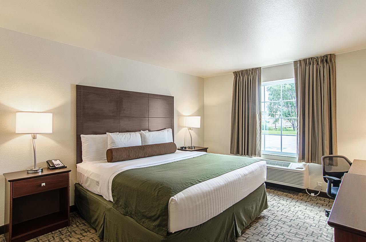 Cobblestone Inn & Suites - Guernsey Exterior photo